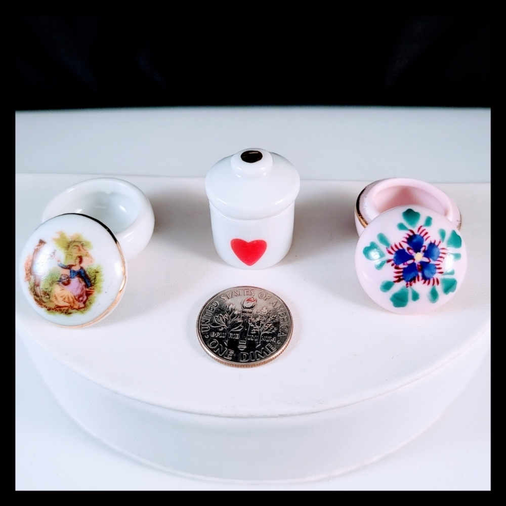 🍯Vtg. Precious Mini Ceramic Jars Trio
